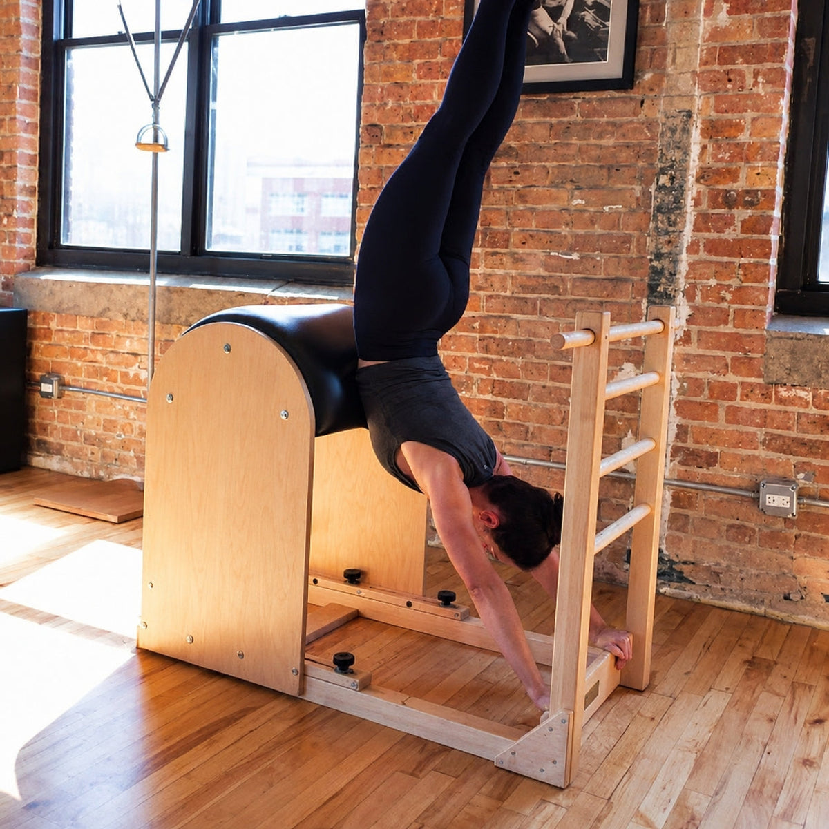 Balanced Body Ladder Barrel tijdens een begeleide oefening