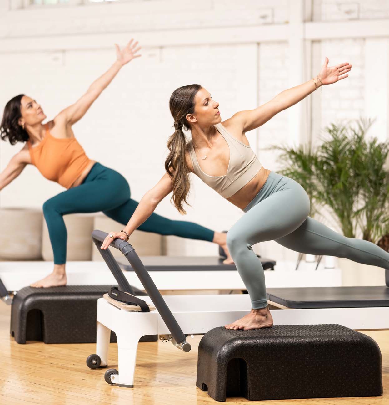 Balanced Body pilatesapparatuur tijdens een reformertraining