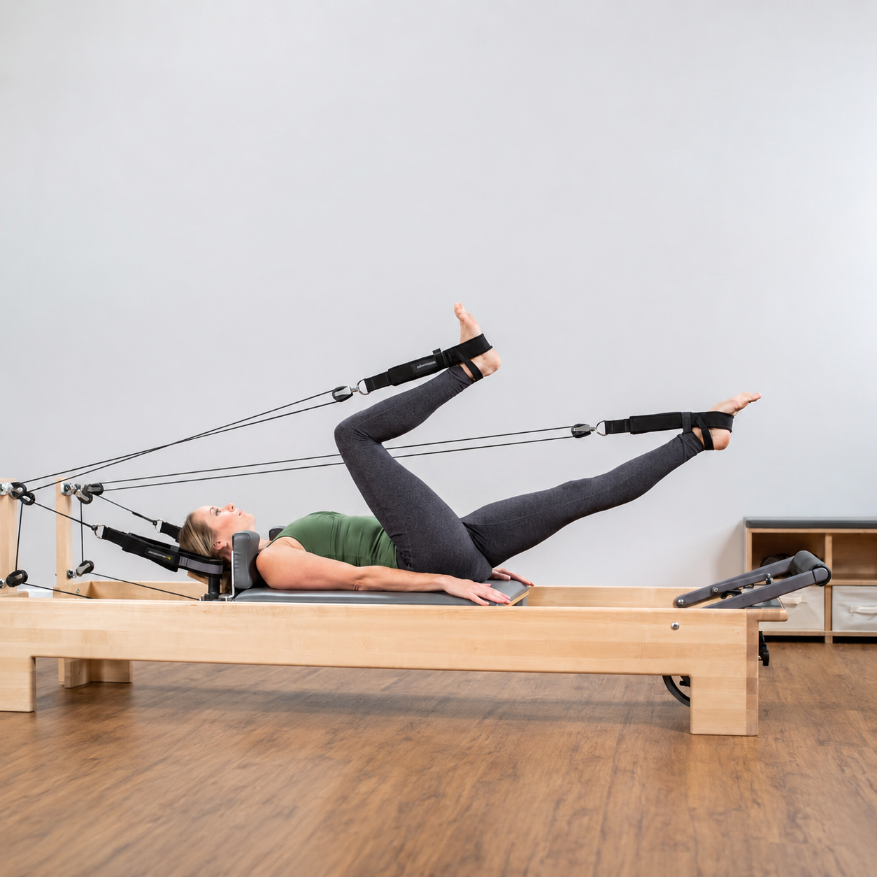 Balanced Body Studio Reformer met Konnector tijdens training