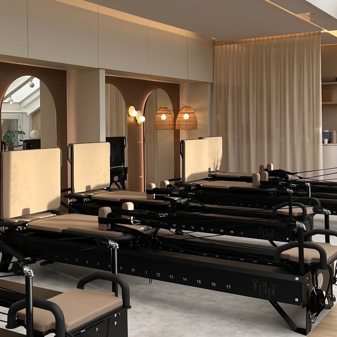 Body & Exercise EVO Infinity Megaformer in een pilatesstudio